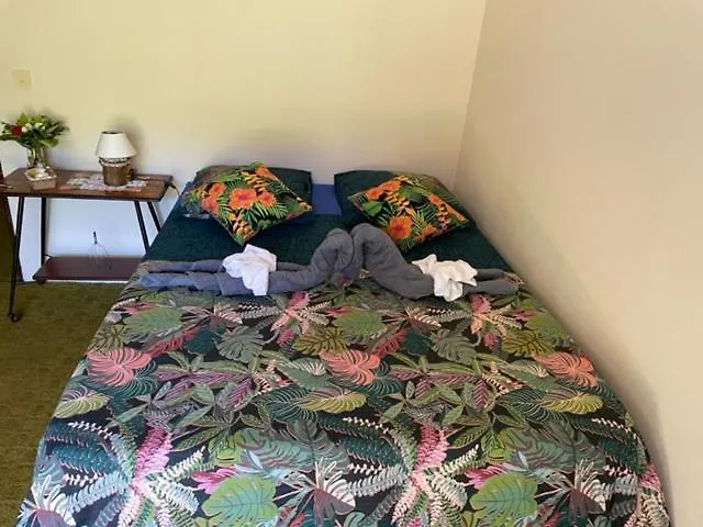 Room Le Bassin Tiarei  French Polynesia