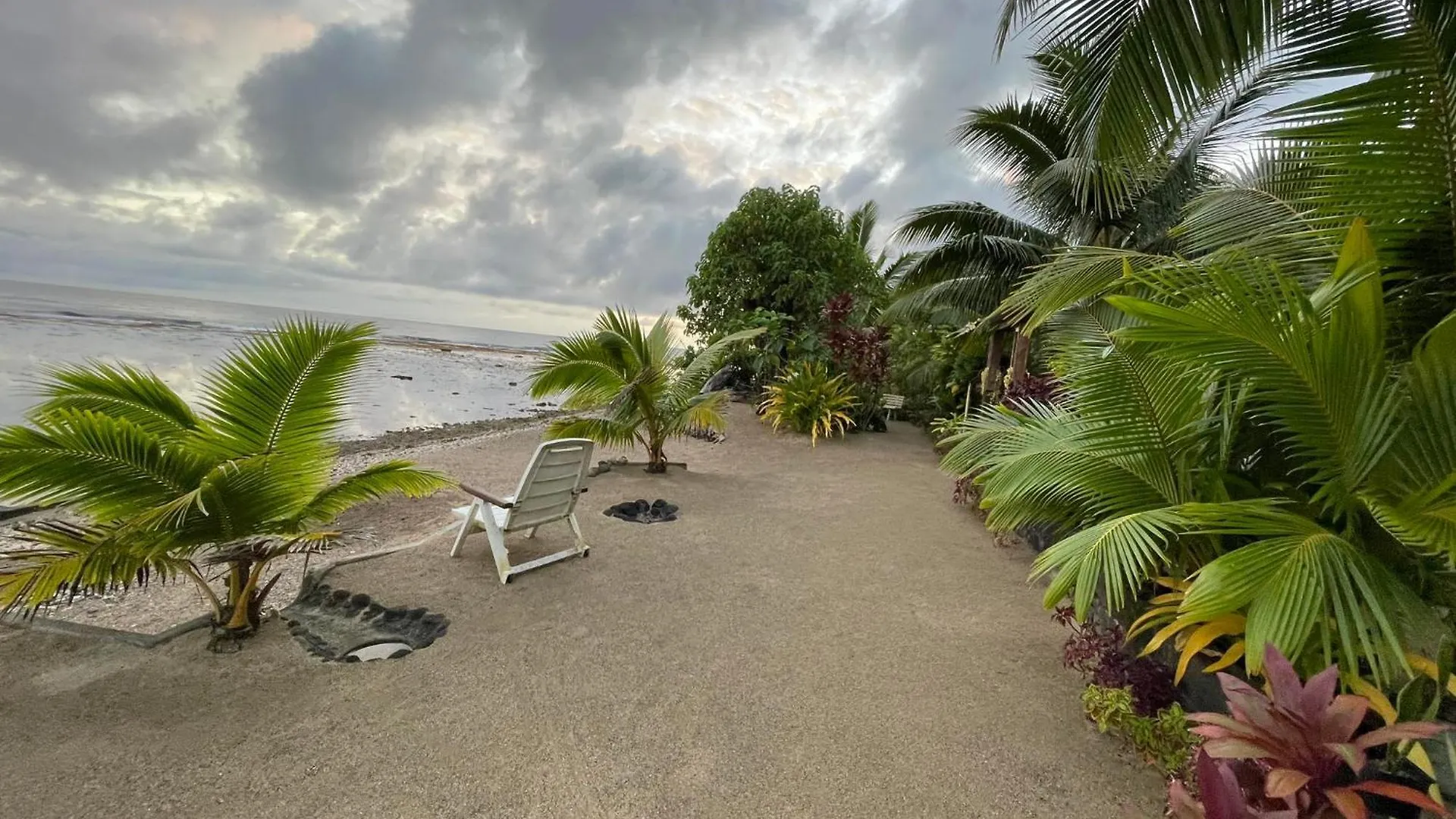 Homestay Room Le Bassin Tiarei  French Polynesia